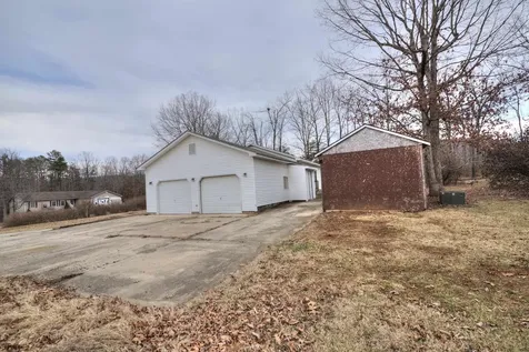 83 Venus Drive Waynesboro VA 22980