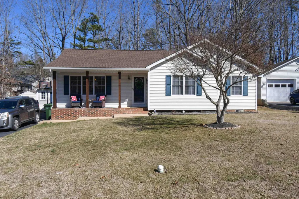 61 Canton Lane Stuarts Draft VA 24477