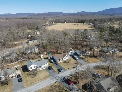 61 Canton Lane Stuarts Draft VA 24477