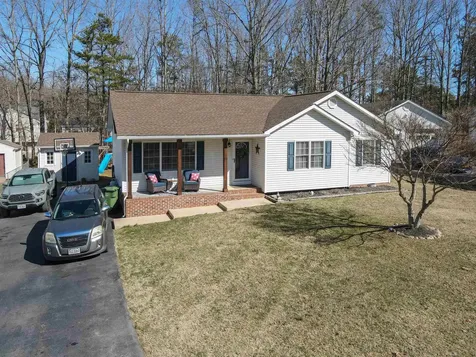 61 Canton Lane Stuarts Draft VA 24477