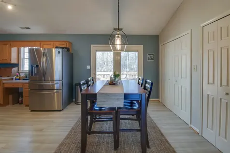61 Canton Lane Stuarts Draft VA 24477