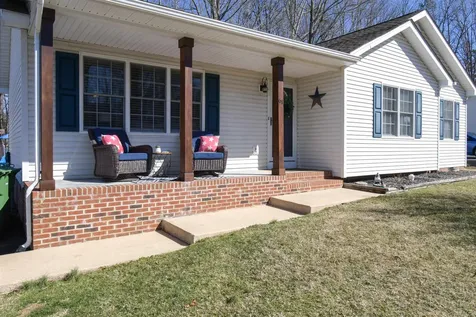 61 Canton Lane Stuarts Draft VA 24477