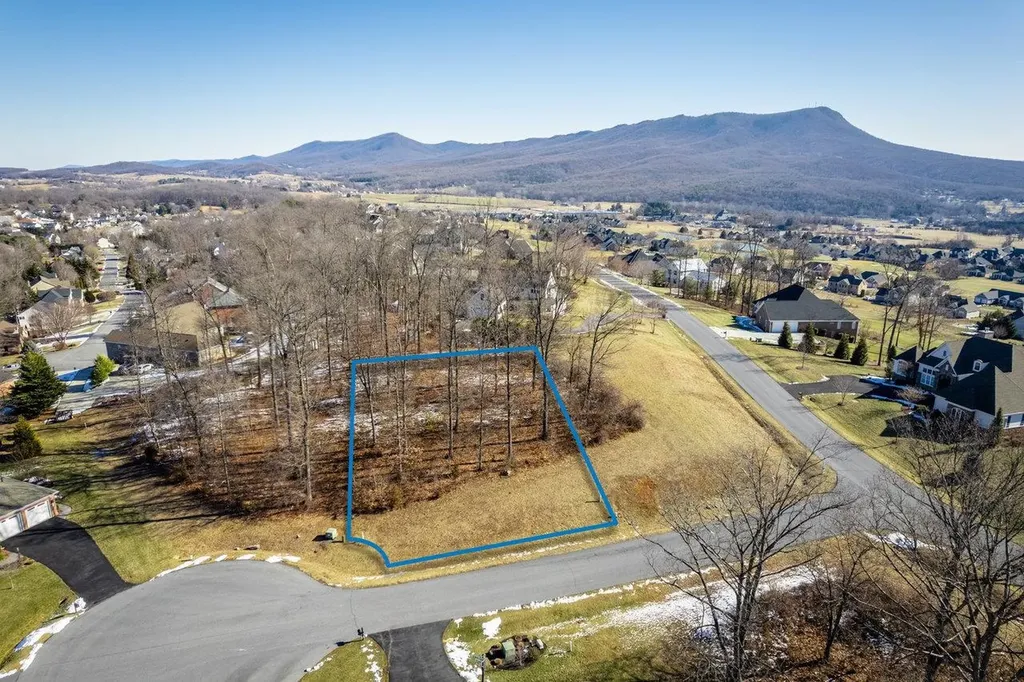 140 Hastings Place Rockingham VA 22801