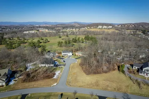 120 Hastings Place Rockingham VA 22801