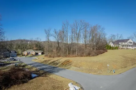 120 Hastings Place Rockingham VA 22801