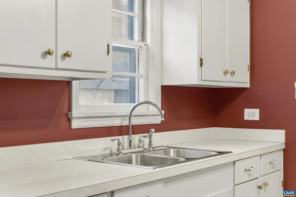 610 Mcintire Road Charlottesville VA 22902