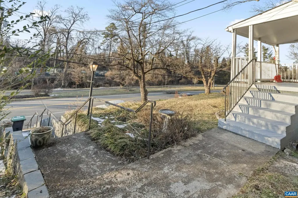 610 Mcintire Road Charlottesville VA 22902