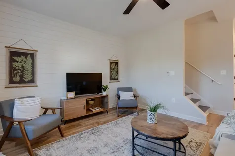 1367 Derby Drive Rockingham VA 22801