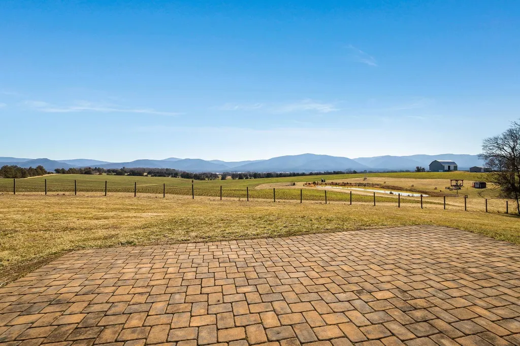 815 Waterloo Mill Lane Elkton VA 22827