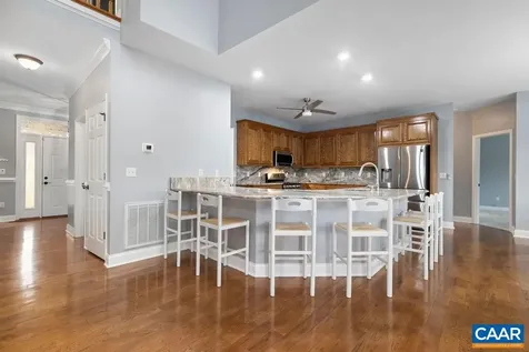 25 Erem Way Fishersville VA 22939