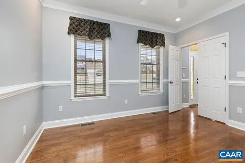 25 Erem Way Fishersville VA 22939