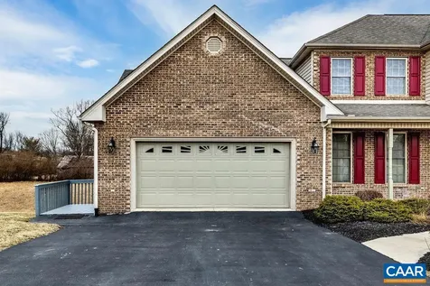 25 Erem Way Fishersville VA 22939