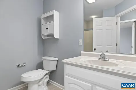 25 Erem Way Fishersville VA 22939