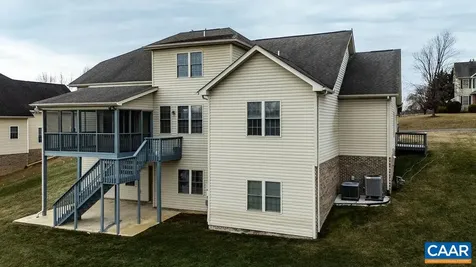 25 Erem Way Fishersville VA 22939