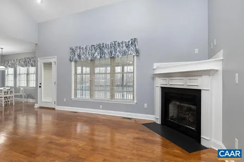 25 Erem Way Fishersville VA 22939