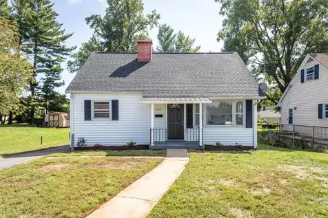 520 Loudoun Avenue Waynesboro VA 22980