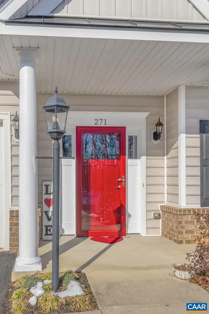 271 Village Boulevard Palmyra VA 22963