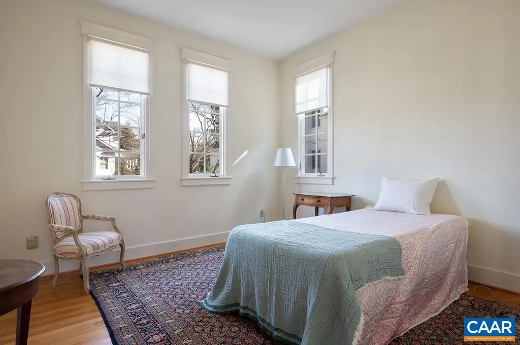 907 Cottage Lane Charlottesville VA 22903