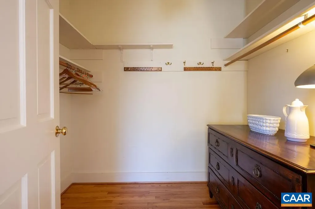 907 Cottage Lane Charlottesville VA 22903