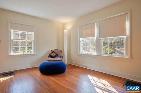 907 Cottage Lane Charlottesville VA 22903