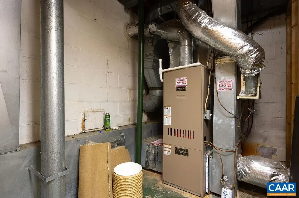 42 Canterbury Road Charlottesville VA 22903