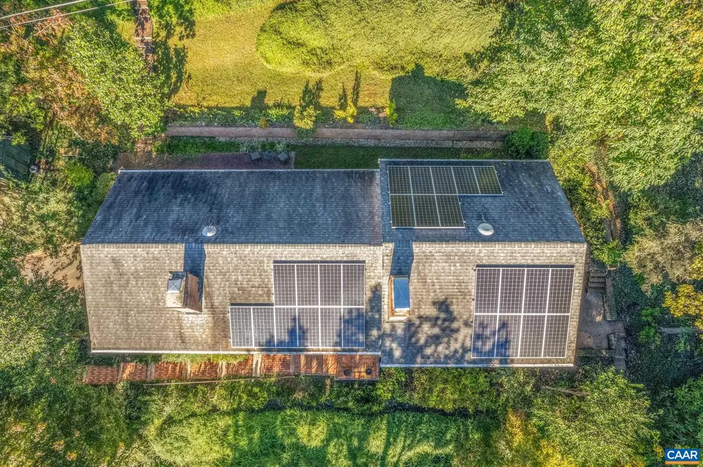 42 Canterbury Road Charlottesville VA 22903