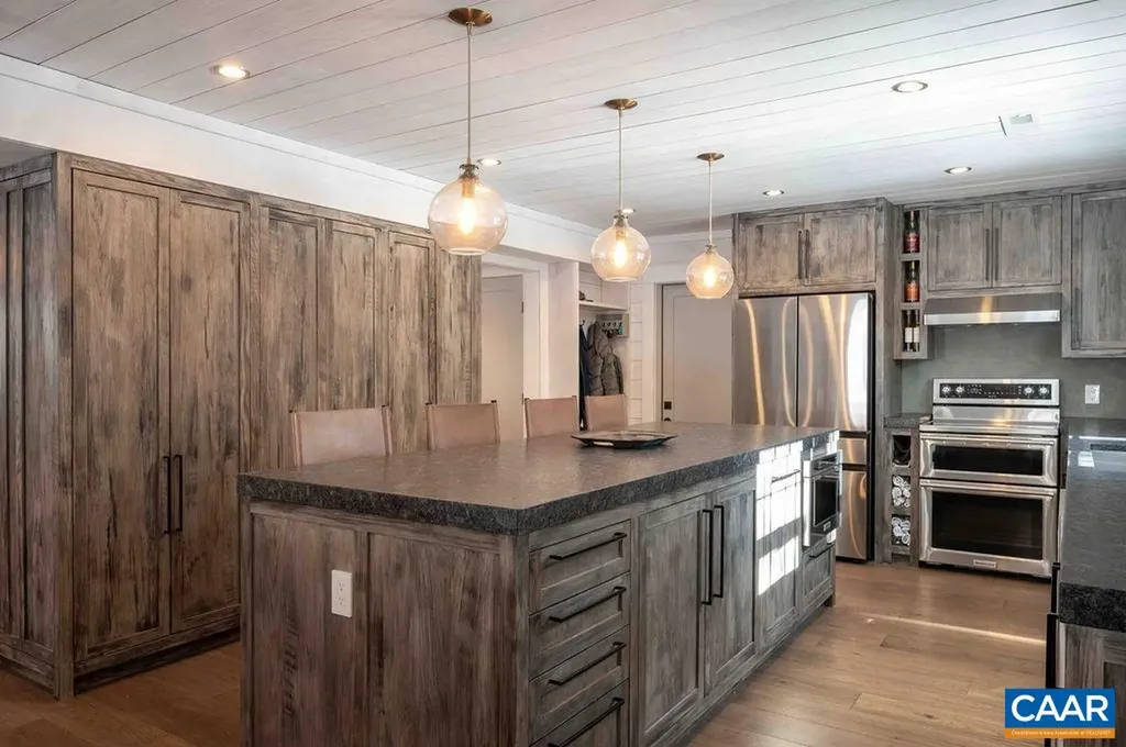 1205 Hunters Ridge Road Earlysville VA 22936