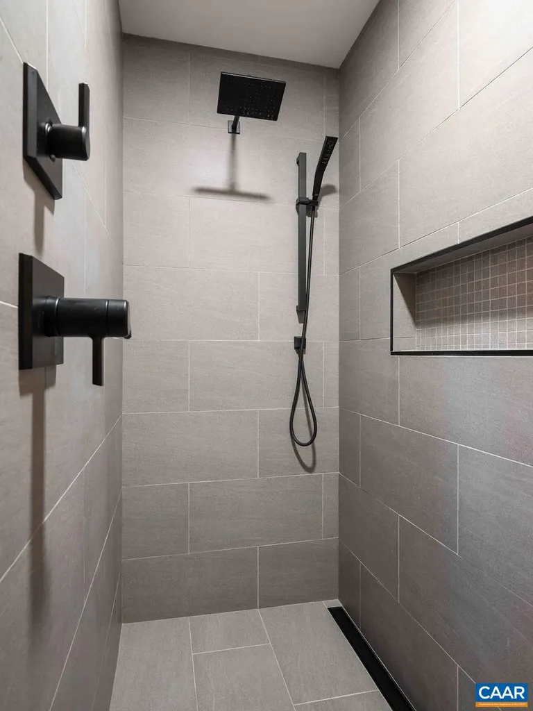 1205 Hunters Ridge Road Earlysville VA 22936