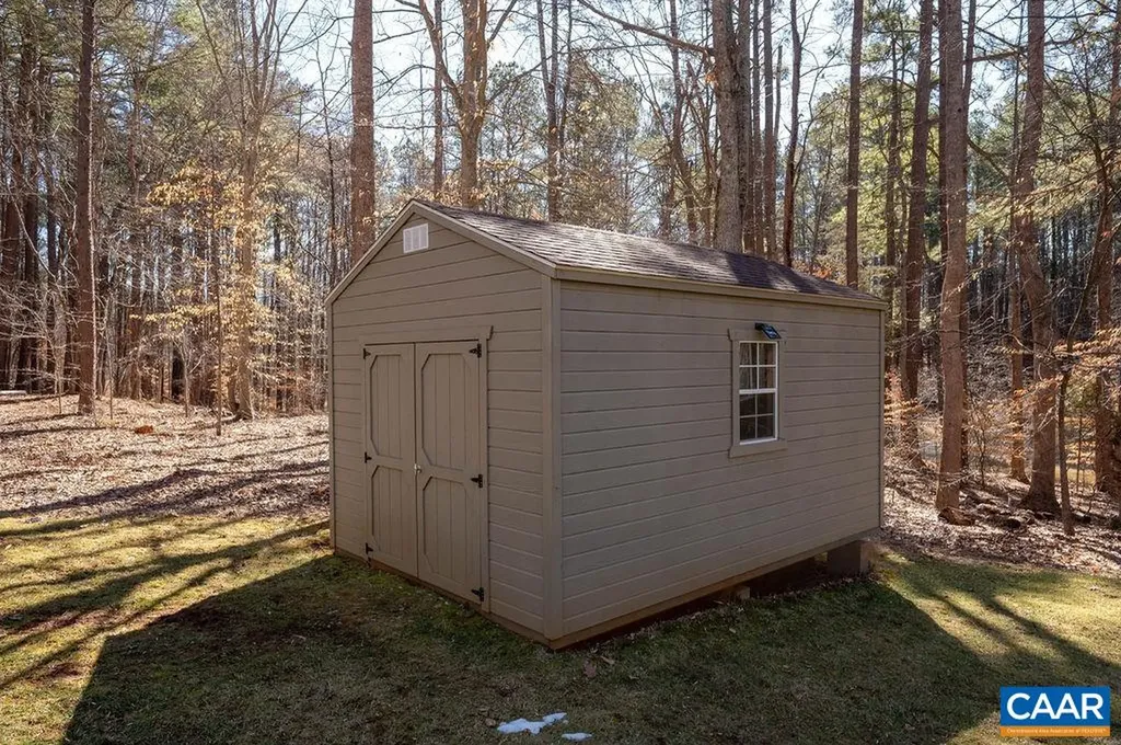 1205 Hunters Ridge Road Earlysville VA 22936