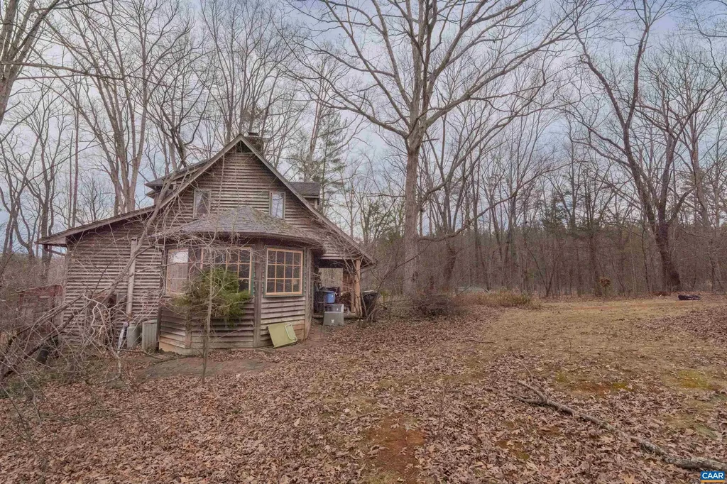 4075 Clark Road Crozet VA 22932