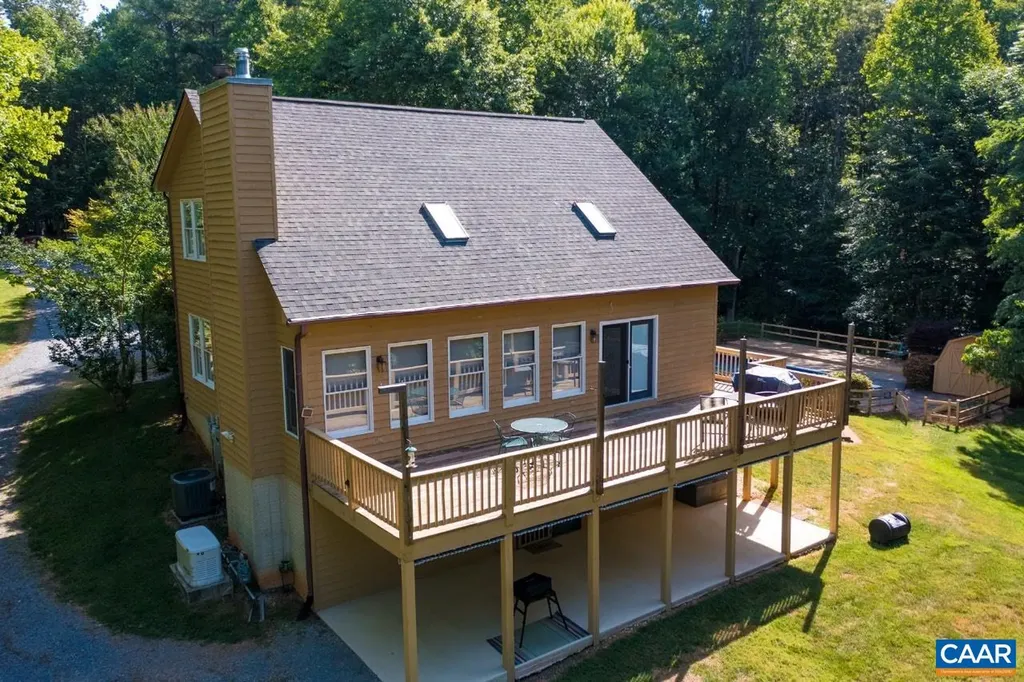 187 Pine Needles Lane Afton VA 22920