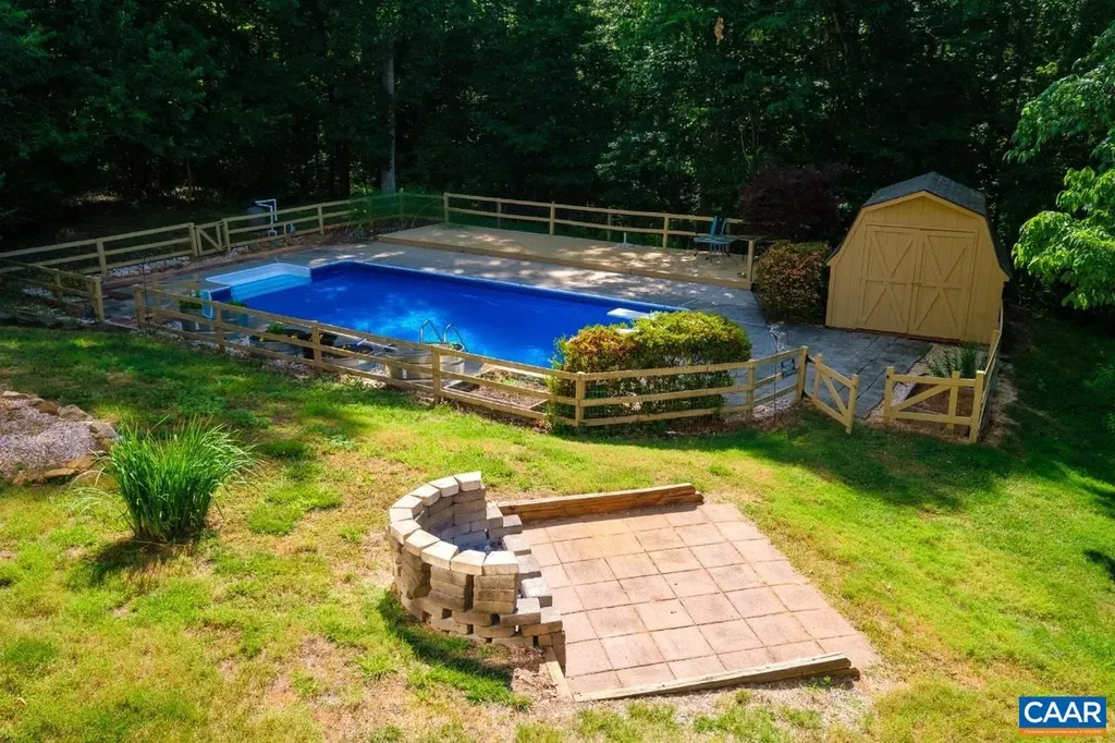 187 Pine Needles Lane Afton VA 22920