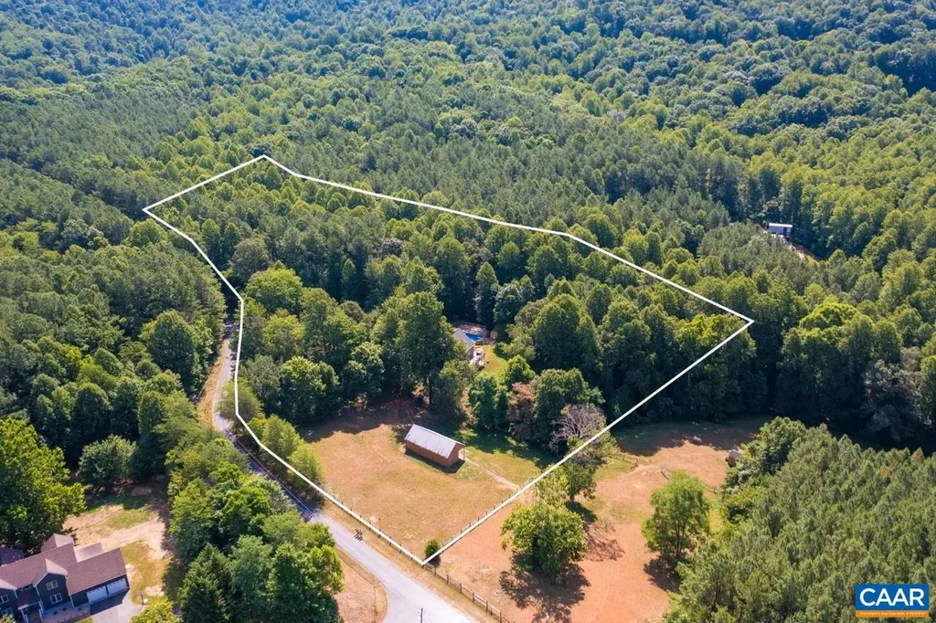 187 Pine Needles Lane Afton VA 22920