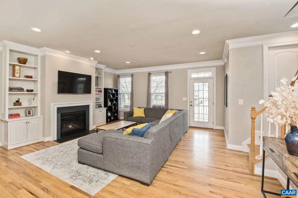 2144 Avinity Loop Charlottesville VA 22902