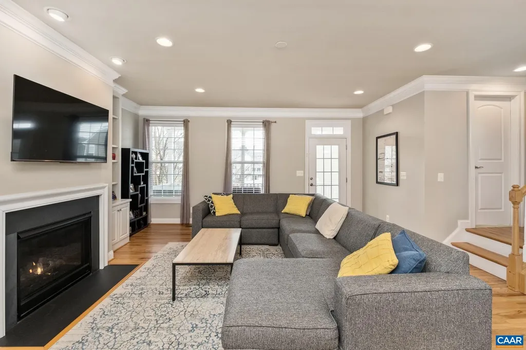 2144 Avinity Loop Charlottesville VA 22902