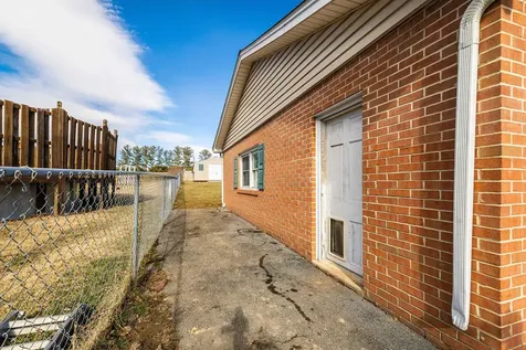 40 Earhart Lane Verona VA 24482