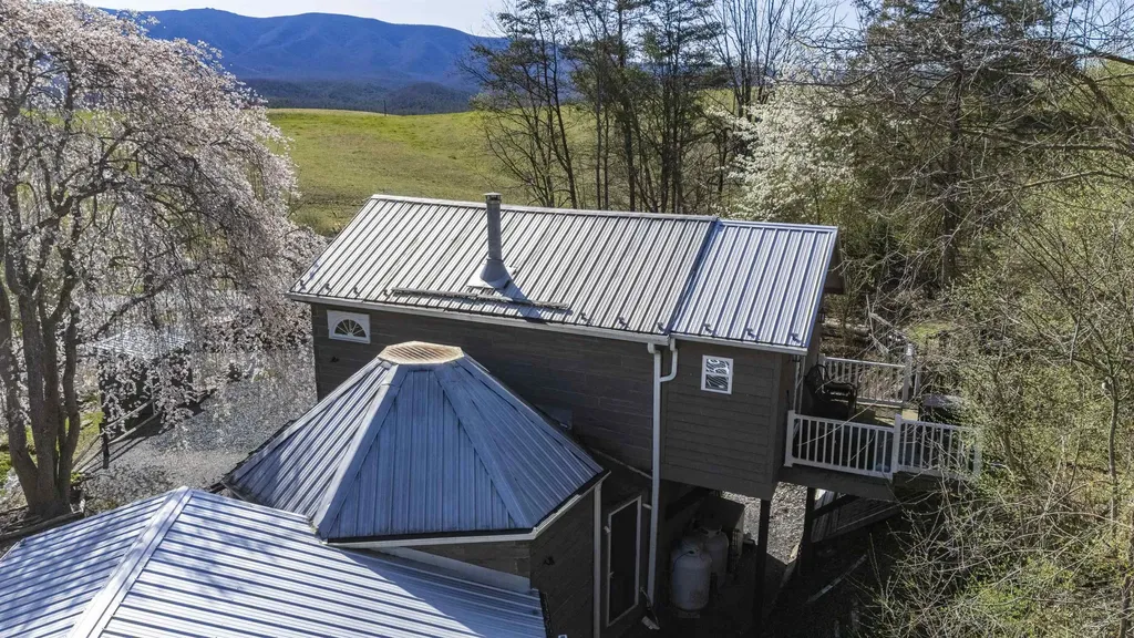 2665 Deerfield Valley Road Deerfield VA 24432