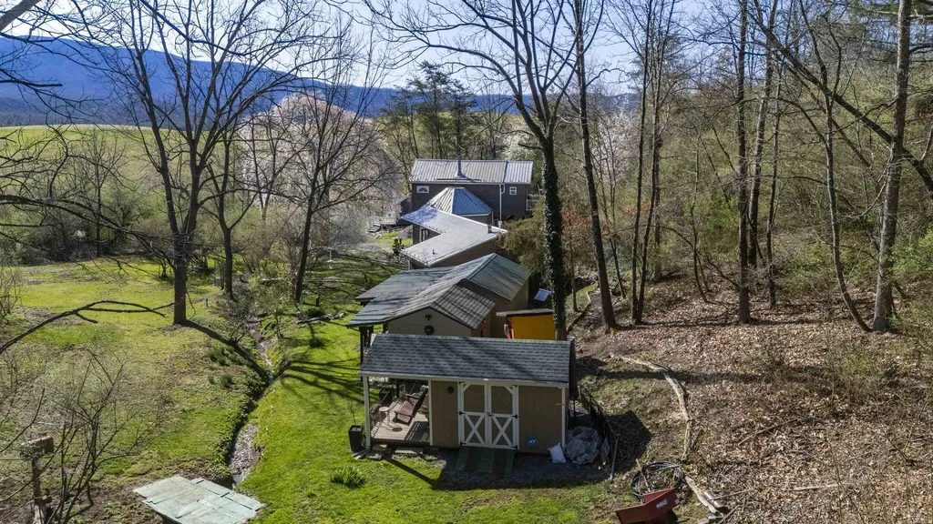 2665 Deerfield Valley Road Deerfield VA 24432