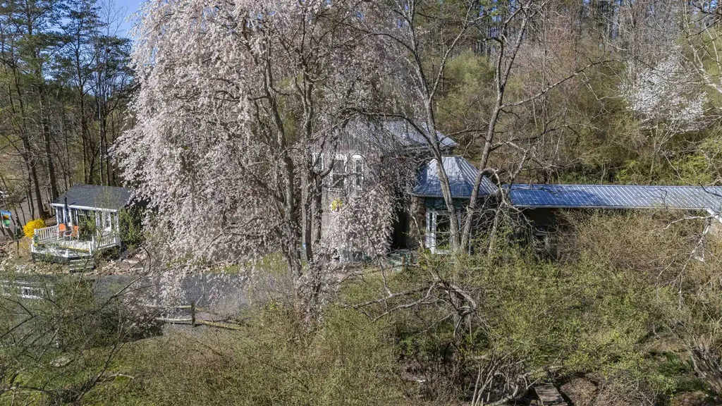 2665 Deerfield Valley Road Deerfield VA 24432