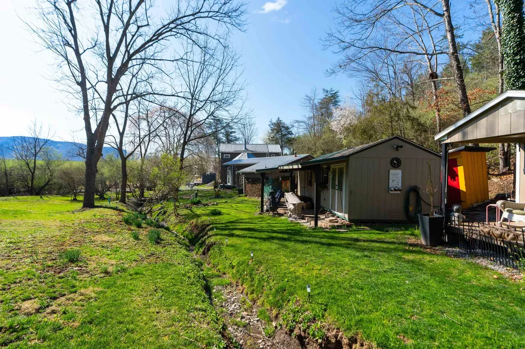 2665 Deerfield Valley Road Deerfield VA 24432