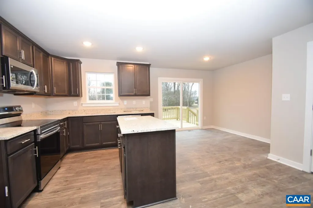 2604 Doctors Road Louisa VA 23093