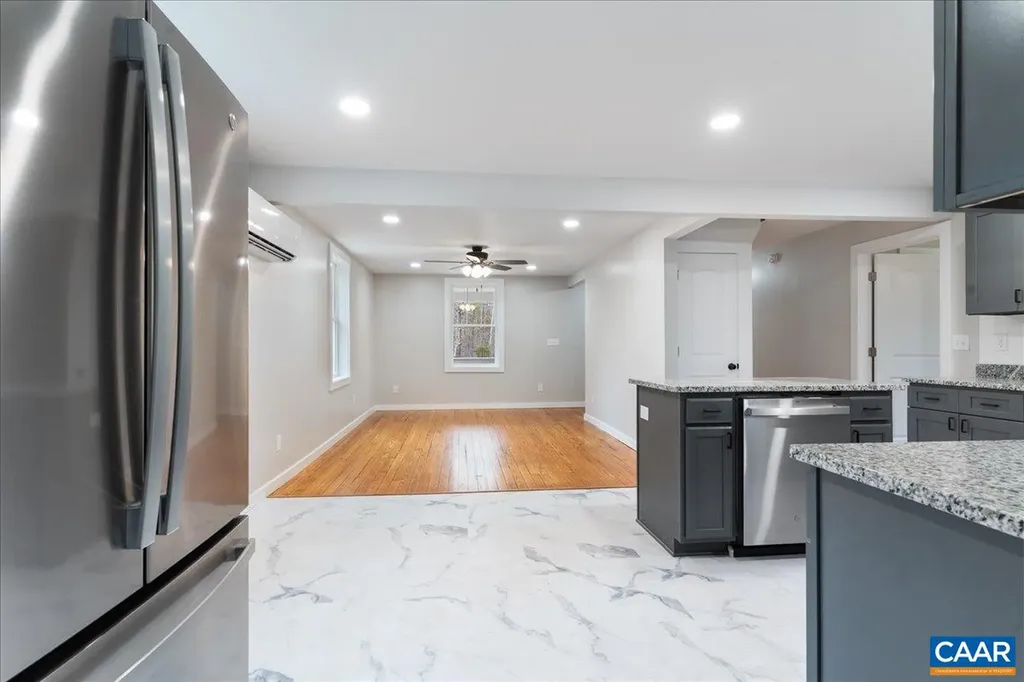 7837 West River Road Scottsville VA 24590