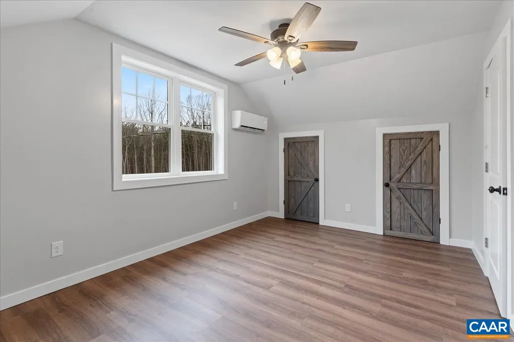 7837 West River Road Scottsville VA 24590