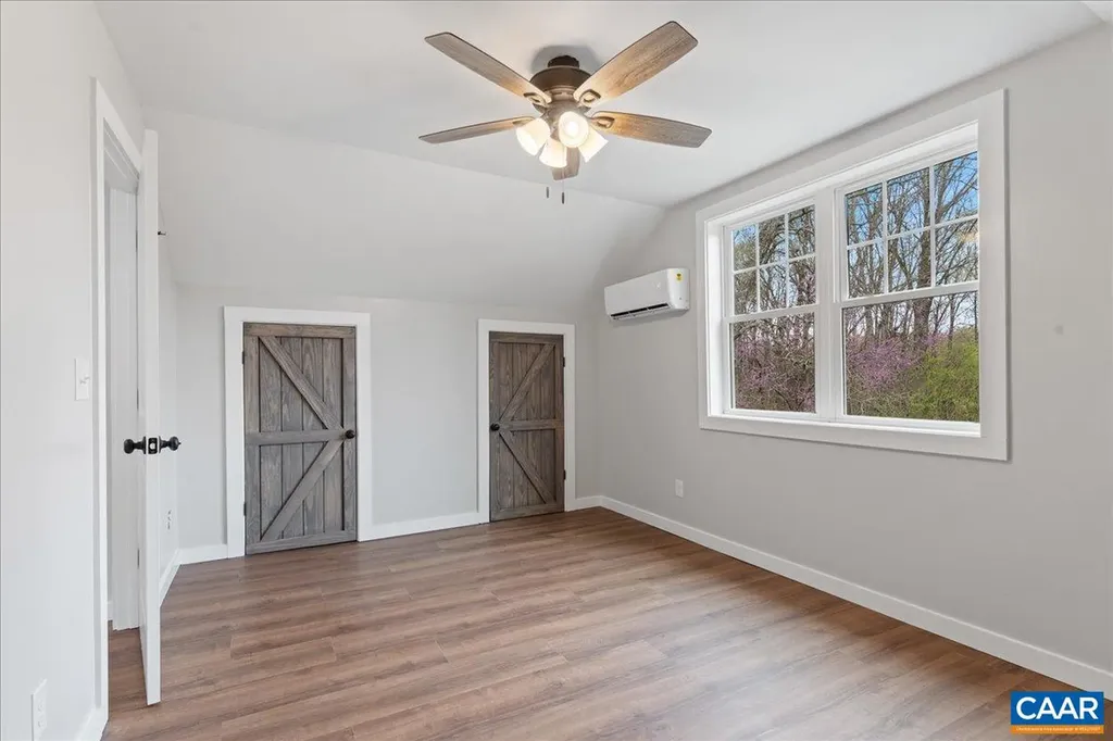 7837 West River Road Scottsville VA 24590