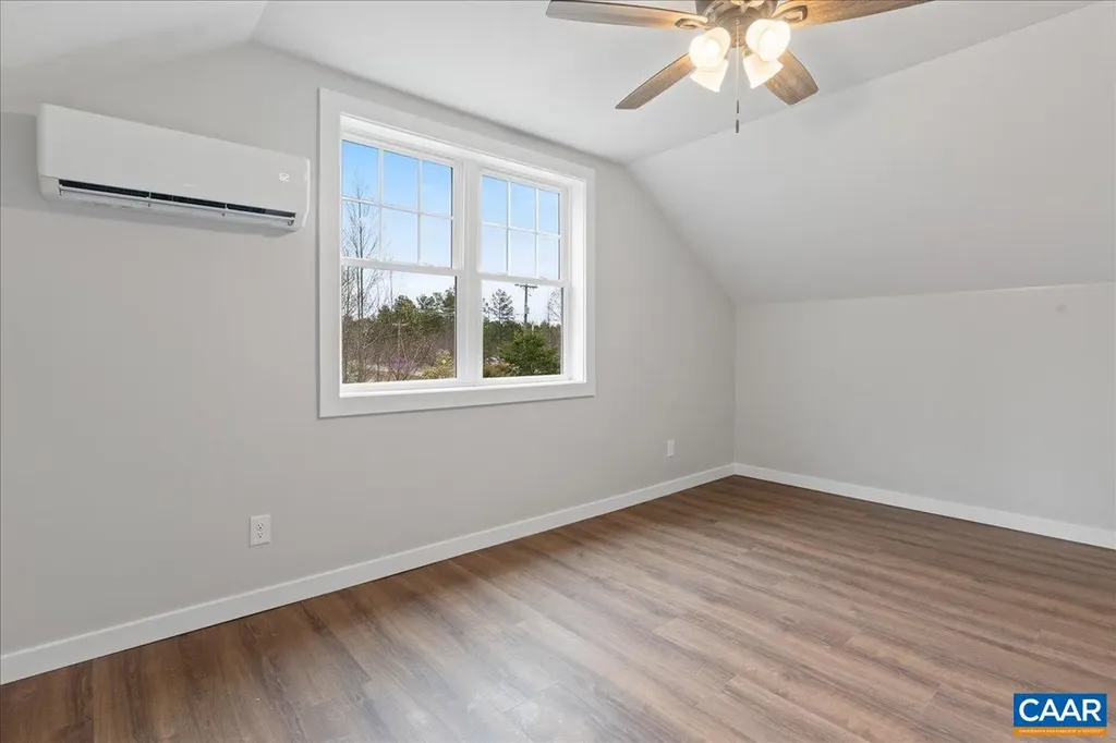 7837 West River Road Scottsville VA 24590