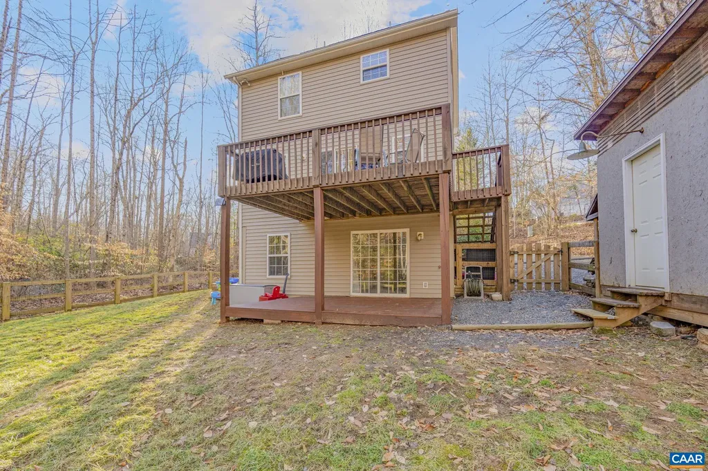 3 Iroquois Way Palmyra VA 22963