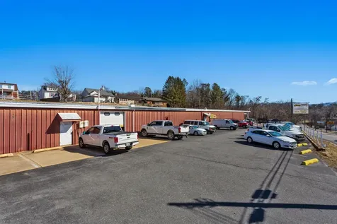 710 Fourth Street Shenandoah VA 22849