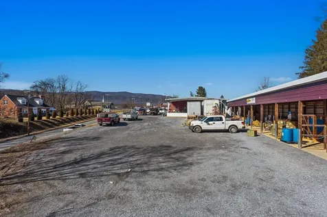 710 Fourth Street Shenandoah VA 22849
