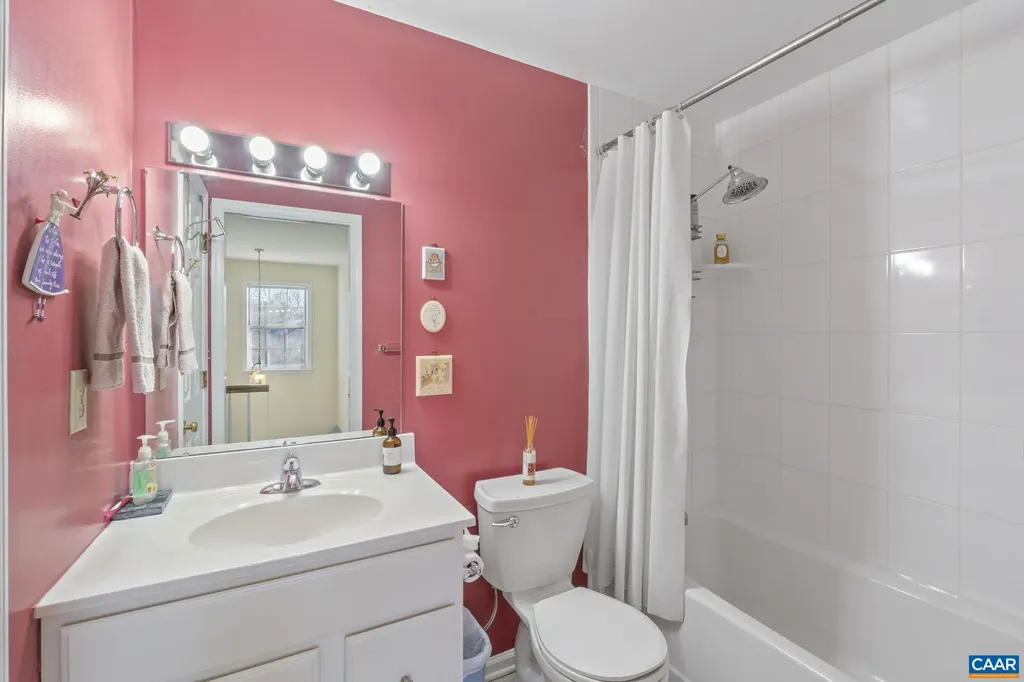 3141 Crossfield Lane Charlottesville VA 22911