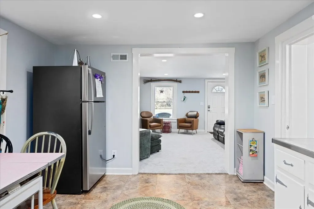 6772 South East Side Highway Elkton VA 22827